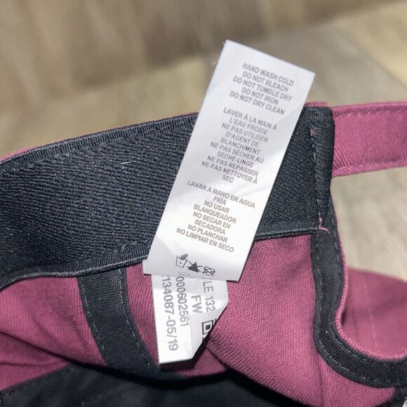 Under Armour Hat One Size Free Fit Maroon Red Baseball Cap Hat Womens Adjustable - Picture 8 of 10